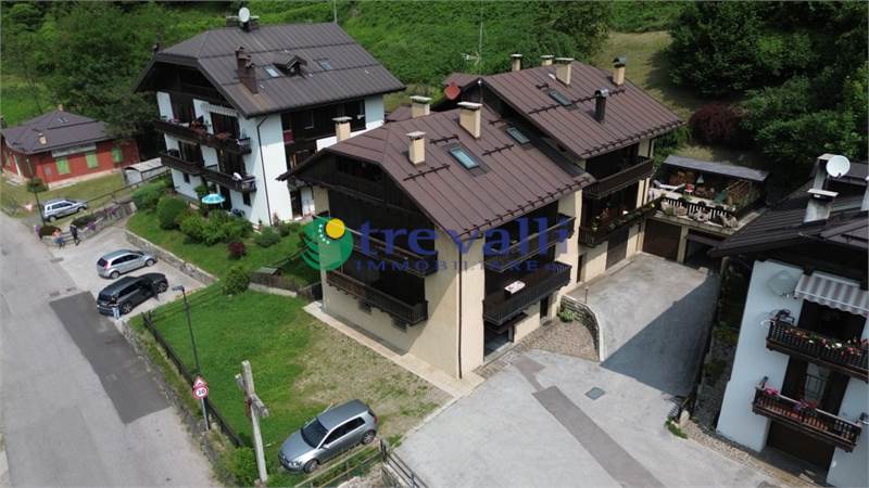Trilocale con balconi a Piano di Commezzadura