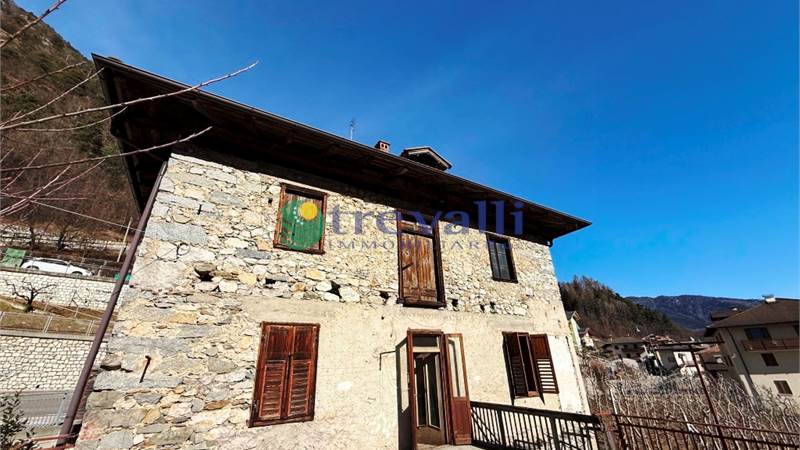 Casa indipendente da ristrutturare