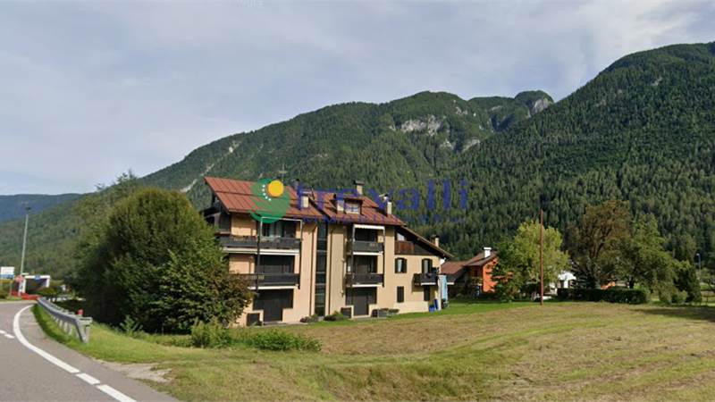 Appartamento su due livelli da ristrutturare